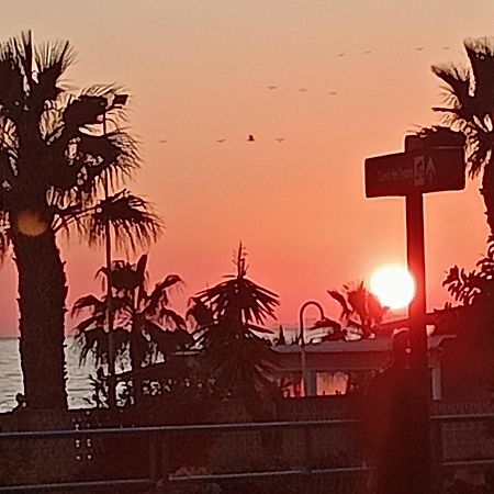 Playa Beach Malaga 3Habts Dobles, Cocina Familiar, Apartamento Completo La Cala Del Moral المظهر الخارجي الصورة