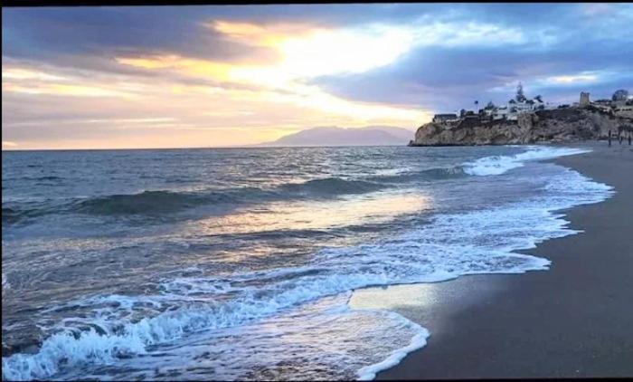 Playa Beach Malaga 3Habts Dobles, Cocina Familiar, Apartamento Completo La Cala Del Moral المظهر الخارجي الصورة